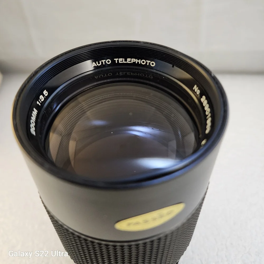 Vivitar 200mm F3.5 Fixed Mount Lens in Original Box